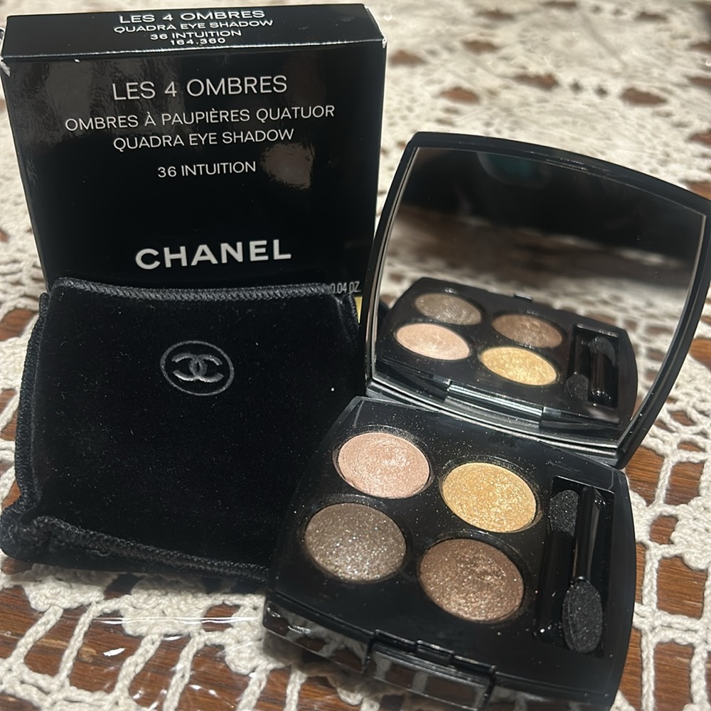 Brand New Vintage Chanel Les 4 Ombres
